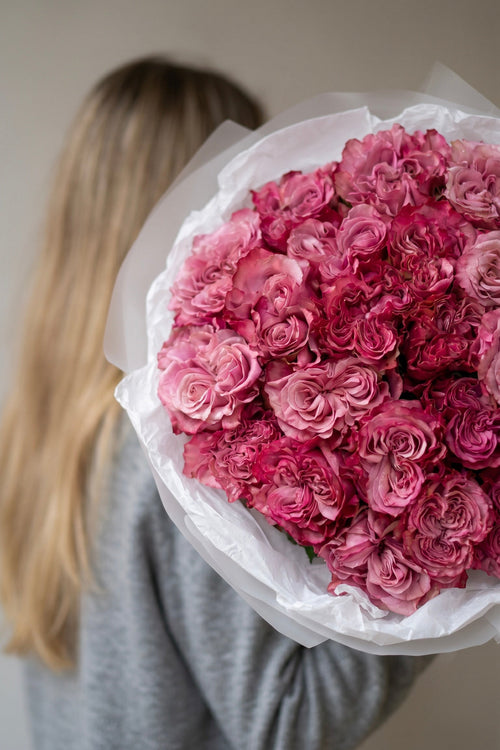 Garden Rose Bouquet "Velvet Kiss"