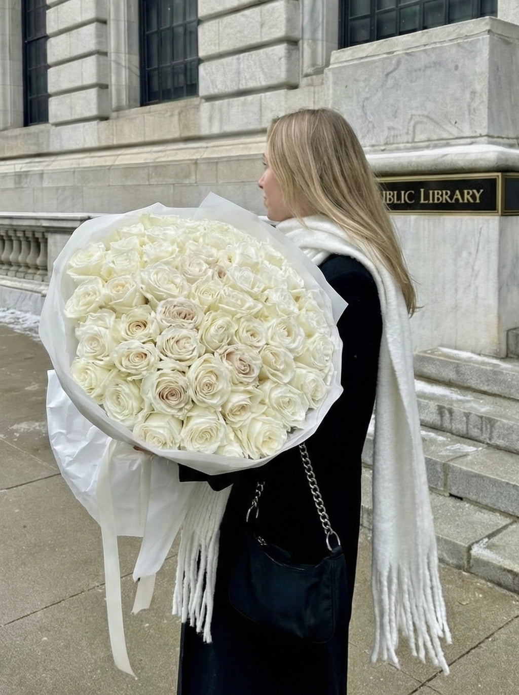 Rose Bouquet "The Platinum Bloom"